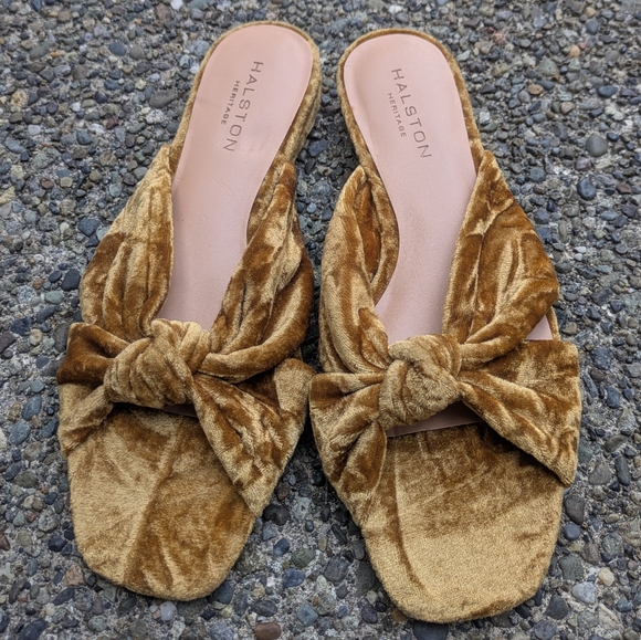 Halston Heritage Ginny Marigold Velvet Slide Sandals. Size 8 - Picture 2 of 5